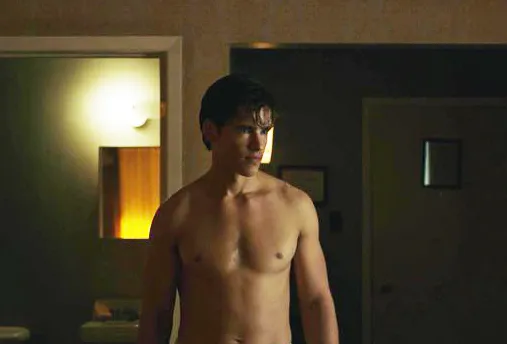 Brenton Thwaites nude