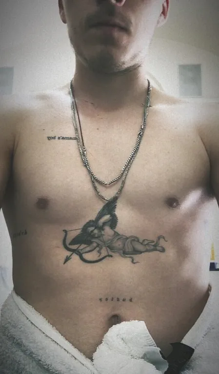 Brooklyn Beckham nude