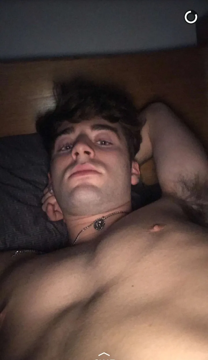 Bintang seri YouTube Carrie menunjukkan seks Anda yang luar biasa