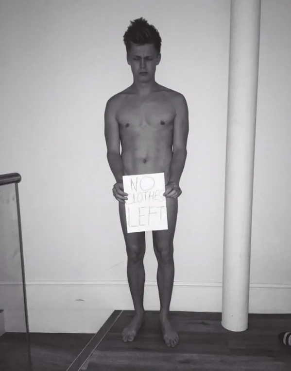 Caspar Lee Nude