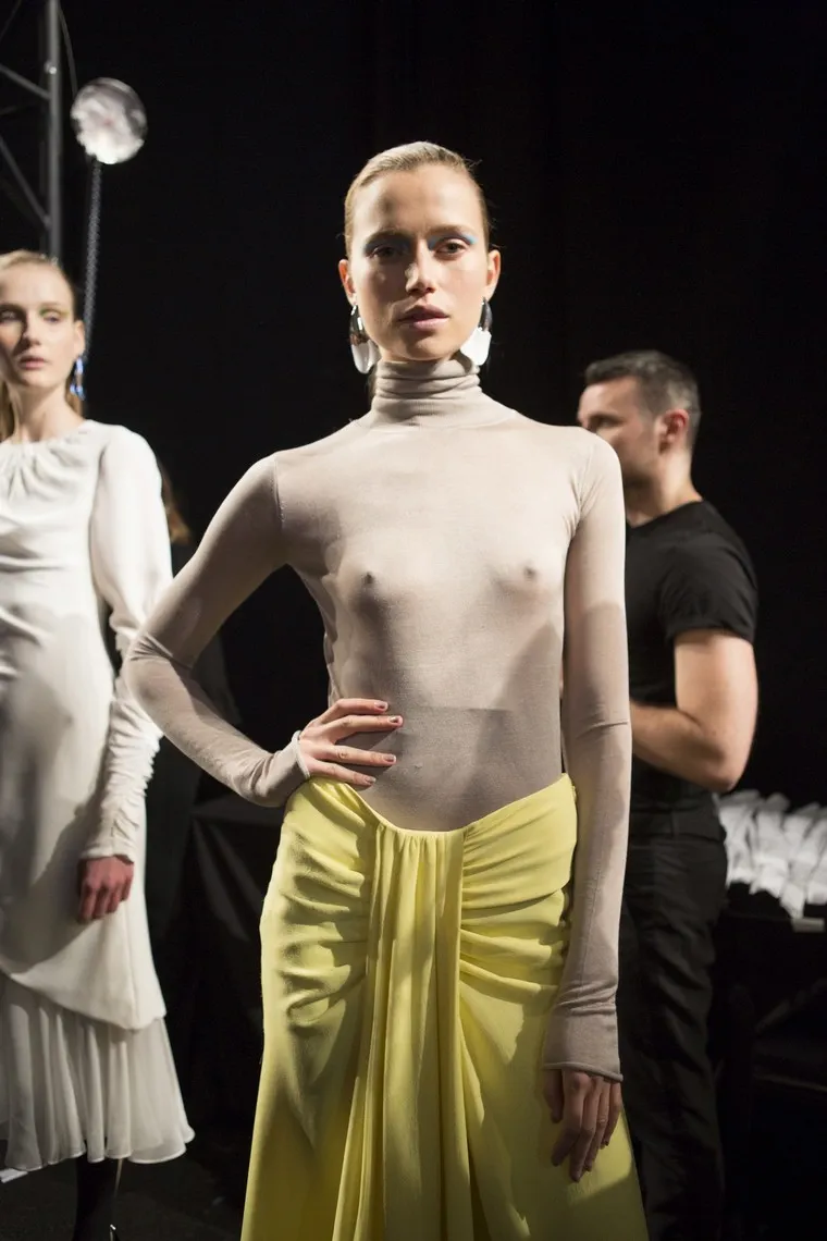 Cato van Ee See Through