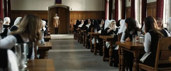 'Novitiate' den Marshall Chapman Çıplak Rahibe Sahnesi