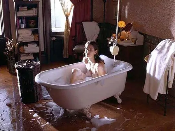 Cindy Crawford naken scen