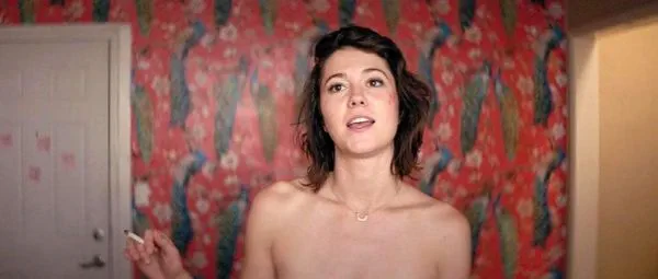 Clip cu topless Mary Elizabeth Winstead