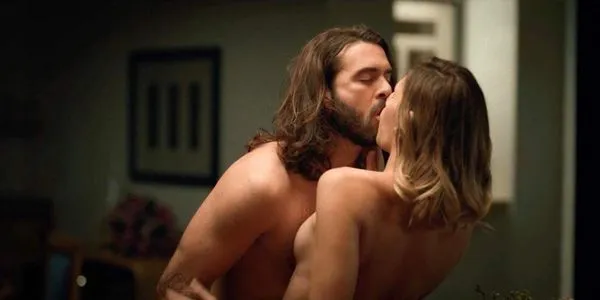 Pamela Almanza 'Yankee'den Çıplak Seks Sahnesi