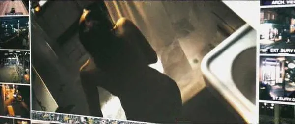 Paula Patton nahý zadok