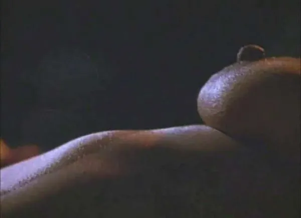 ستايسي داش مشهد الجنس عارية