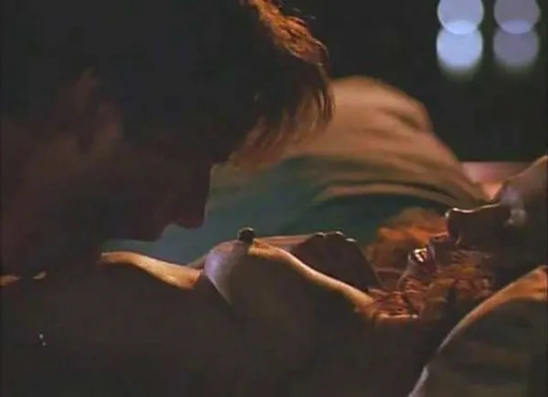 ستايسي داش مشهد الجنس عارية