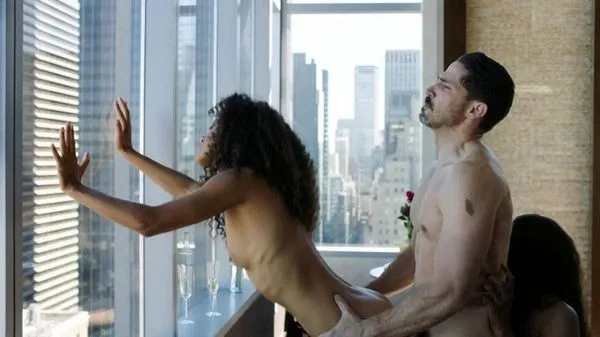 Голи сексуални призор из серије Цхелсеа Ваттс из серије „Повер“