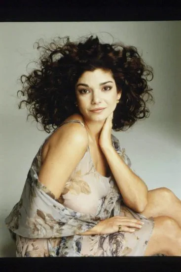 Laura San Giacomo doorzichtige borsten