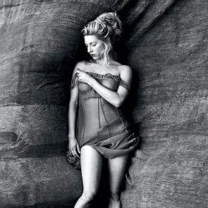 Katheryn Winnick alaston