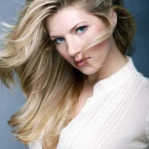 Katheryn Winnick sukupuoli