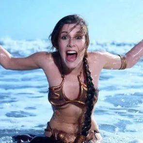 Carrie Fisherová horká v moři