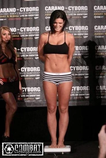 Barriga nua de gina carano