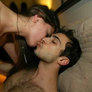 Melissa Benoist procurila je gola slika