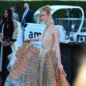 エルファニングヌード