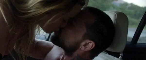 Adegan Seks Scottie Thompson dari ‘Broken Ghost’