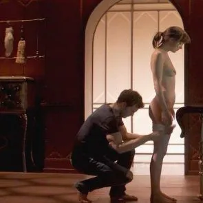 Ντακότα Τζόνσον Γυμνό μουνί και βυζιά σε «Fifty Shades of Grey»