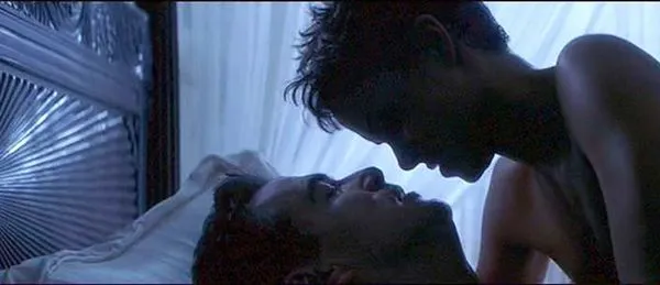 Halle Berry vroča seks scena