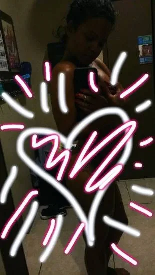 Christina Milian nago