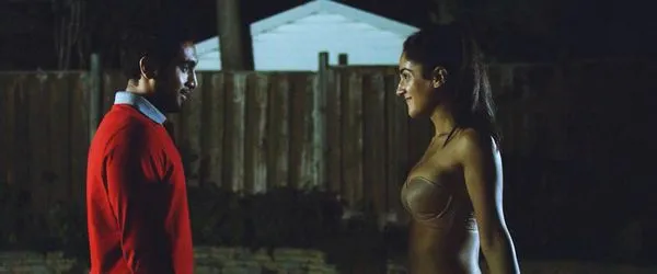 Samantha Spatari alasti ja seksikas