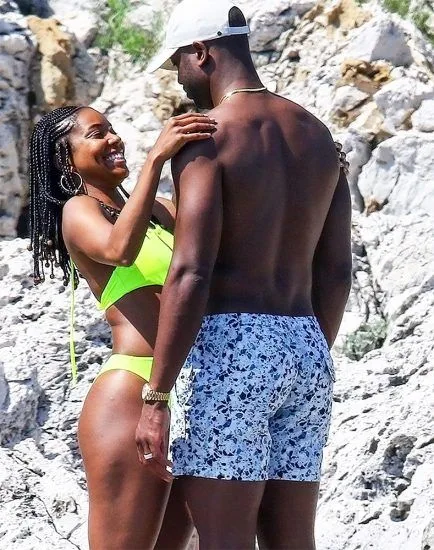 Gabrielle Union hete groene bikini