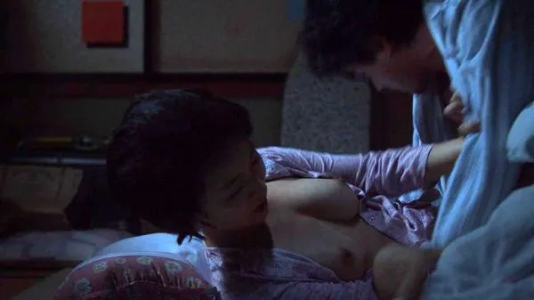 סצנת סקס של רורי שינאטו מתוך 'הבמאי העירום'