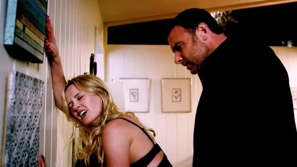 Ambyr Childers naaktfoto's en naakte seksscènes compilatie