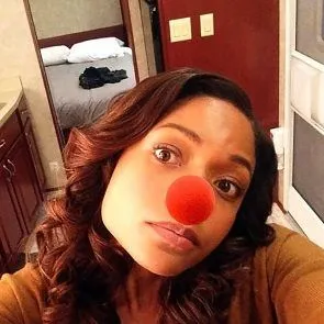 Naomie Harris calenta