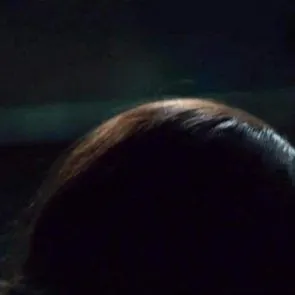 Adegan Menjilat Es Krim Dakota Johnson dari Film 'Fifty Shades Freed'