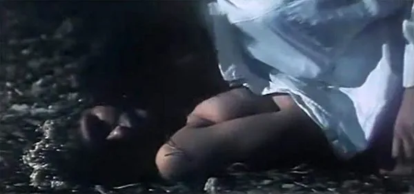 Isabella Ferrari เปลือยฉากเซ็กซ์บังคับจาก 'Le Journal De Luca'