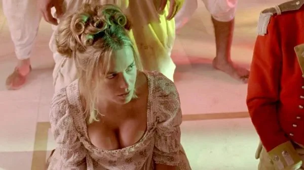 Adegan Paksa Bogel Lucy Brown dari ‘Sharpes Challenge’