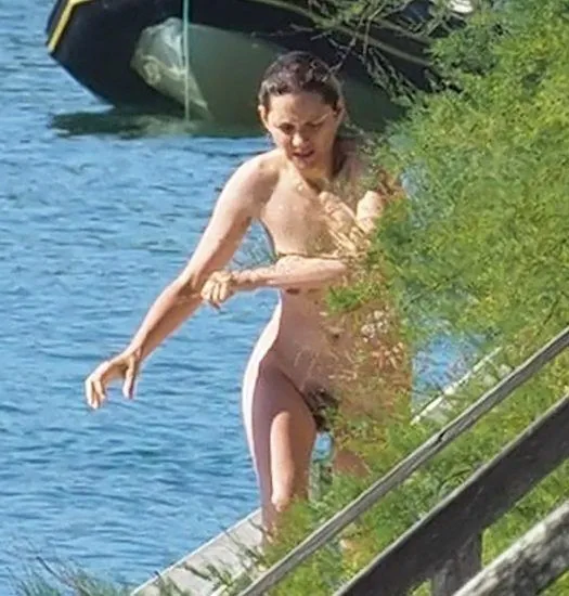 Marion Cotillard en topless