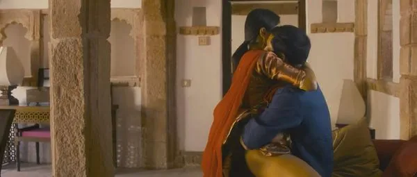 Adegan seksi Freida Pinto