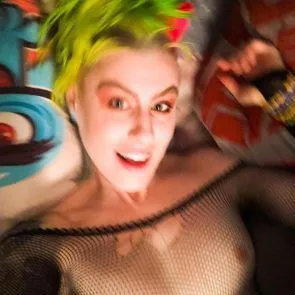 Comic Girl 19 sexy Brüste