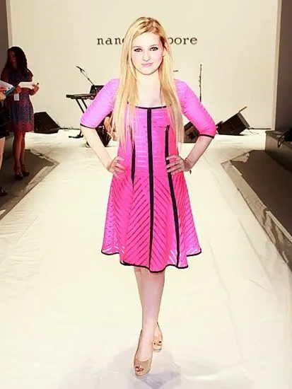 Abigail Breslin hete benen