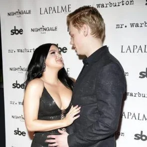 Ariel Winter seksi dengan pacar