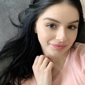 Selfie seksi Ariel Winter