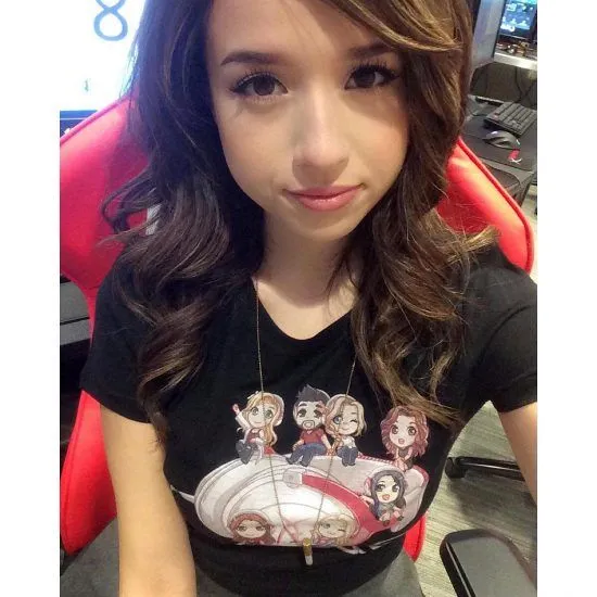 Pokimane sexy selfie