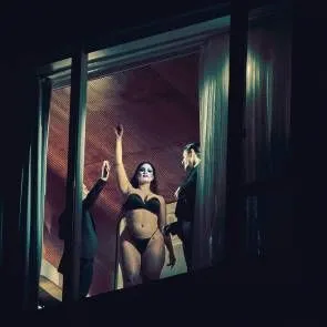 Ashley Graham i undertøy