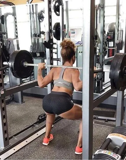 Джоді Вільямс жопа