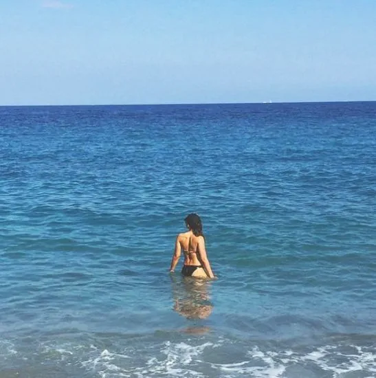 エラエアビキニセクシーなお尻