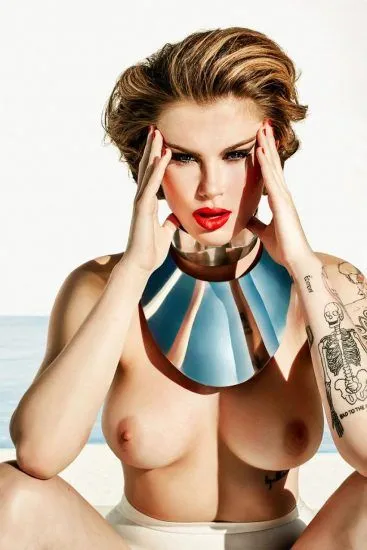 Ιρλανδία Baldwin Nude & Topless Pics και πορνό βίντεο