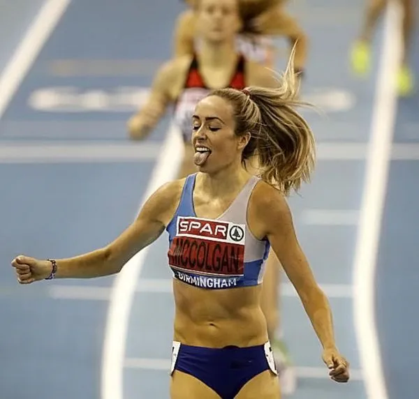 Оголена Ейліш МакКолган ВИПУСТАЛА фотографії та секс касету Порно відео