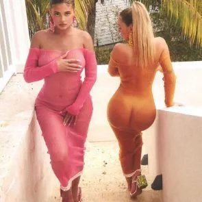 Kylie Jenner naakt sexy