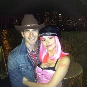 Perruque rose Victoria Justice