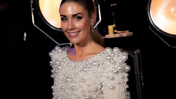 Тоне Дамли Нуде ЛЕАКЕД Пицс & Топлесс Сек Тапе Порн Видео