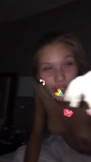 Јосие Цансецо гола порнографија