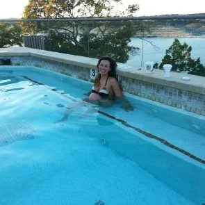 מיקי ג'יימס הדליף תמונה