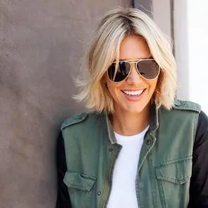 Хариса Томпсън гореща